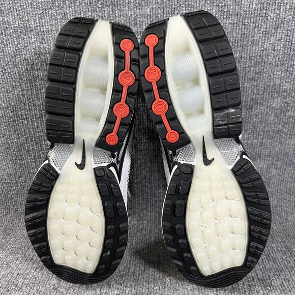 Nike Air Max Dn Shoes Mens Size 11 White Black Running Sneakers DV3337-103 - Picture 7 of 9